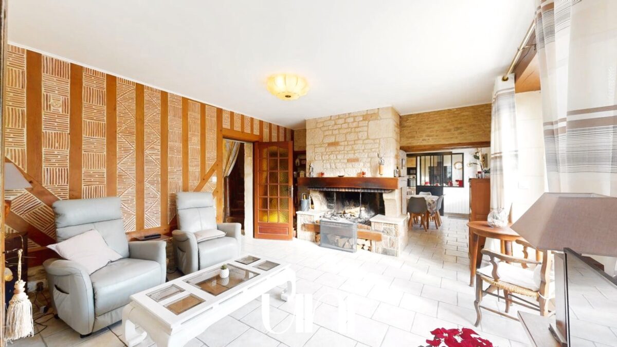 Maison de caractère en pierre T8 - 188m2 - Saint pierre en auge