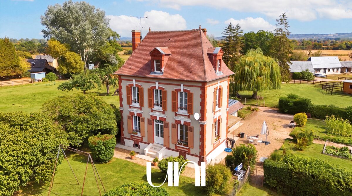 Maison 6 pièces 164 m2 avec parcelle de pâturage – Belle Vie en Auge