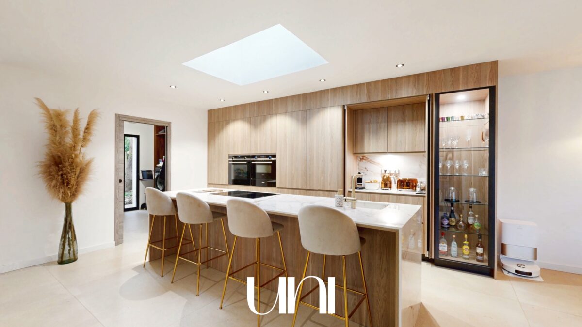 Maison T5 de 165,48 m² sur une parcelle de 1501 m² à Biéville Beuville