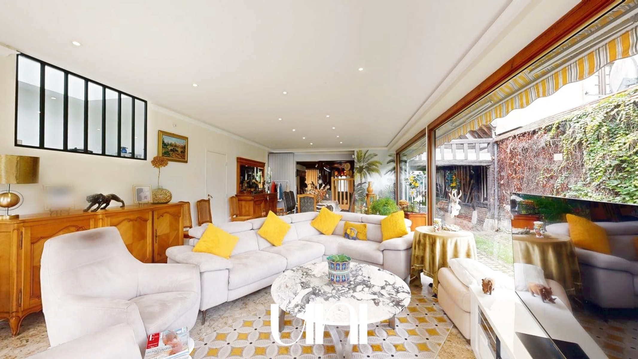 Maison T8- 260m2 - Saint Julien le Faucon