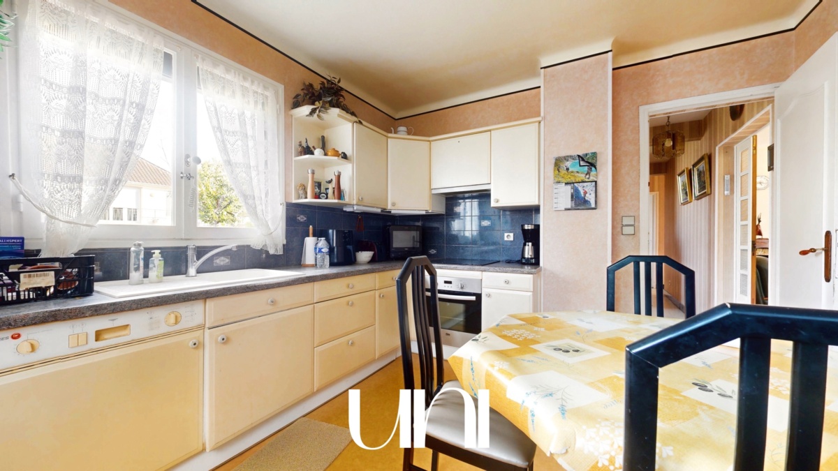 Maison de 106 m² + 70  m² à aménager - CAEN sur 685 m² de terrain – photo 6