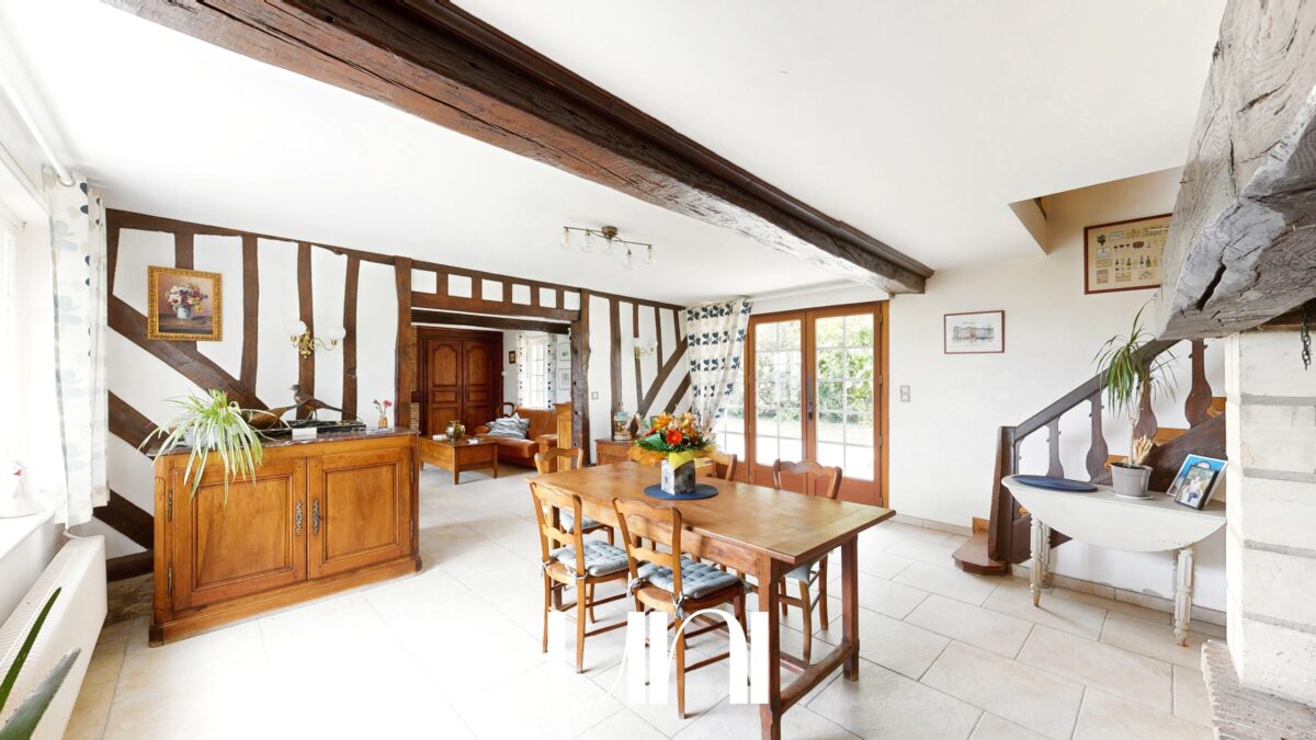 Maison 6 pièces 166m² avec verger - Saint-Pierre-en-Auge