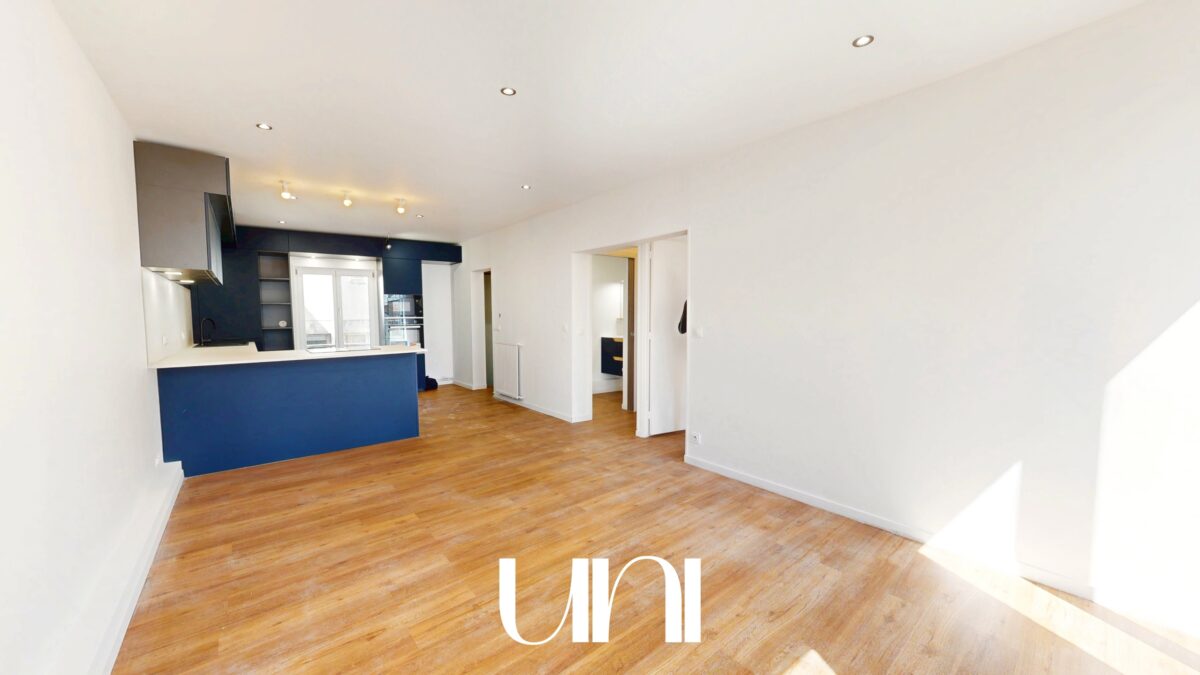 Appartement duplex 4 pièces de 74,95m² - Hypercentre de Bayeux
