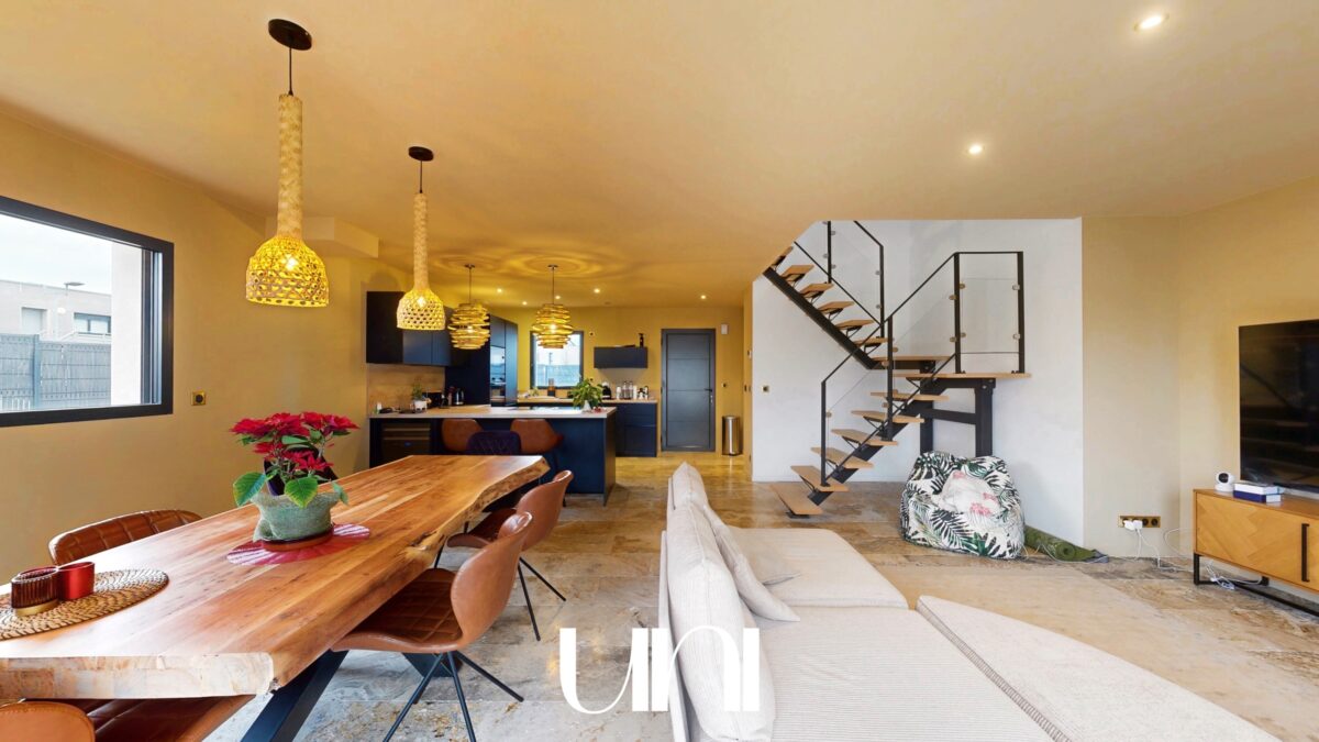 Maison T5 de 150m2 sur terrain de 395m2