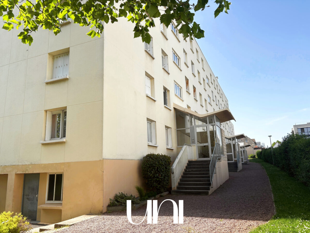 Appartement 5 pièces de 76.8m2 - Caen