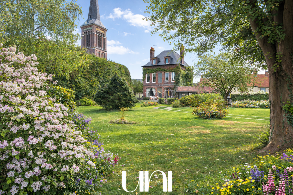 Maison T8 - 260M2 - Saint Julien le faucon