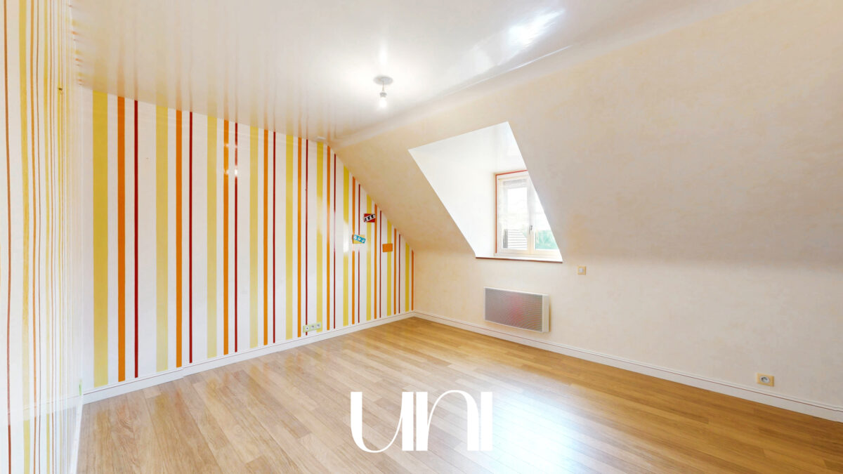 Maison 7 pièces de 136m2 avec dépendance - Coulonges-sur-Sarthe – photo 21