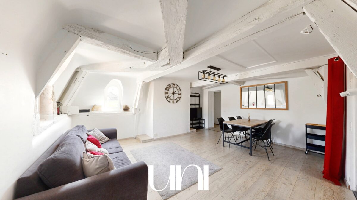 Appartement 2 pièces de 51 m2 en duplex - CAEN Centre Ancien