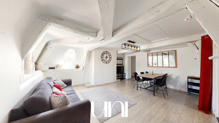 Appartement 2 pièces de 51 m2 en duplex - CAEN Centre Ancien