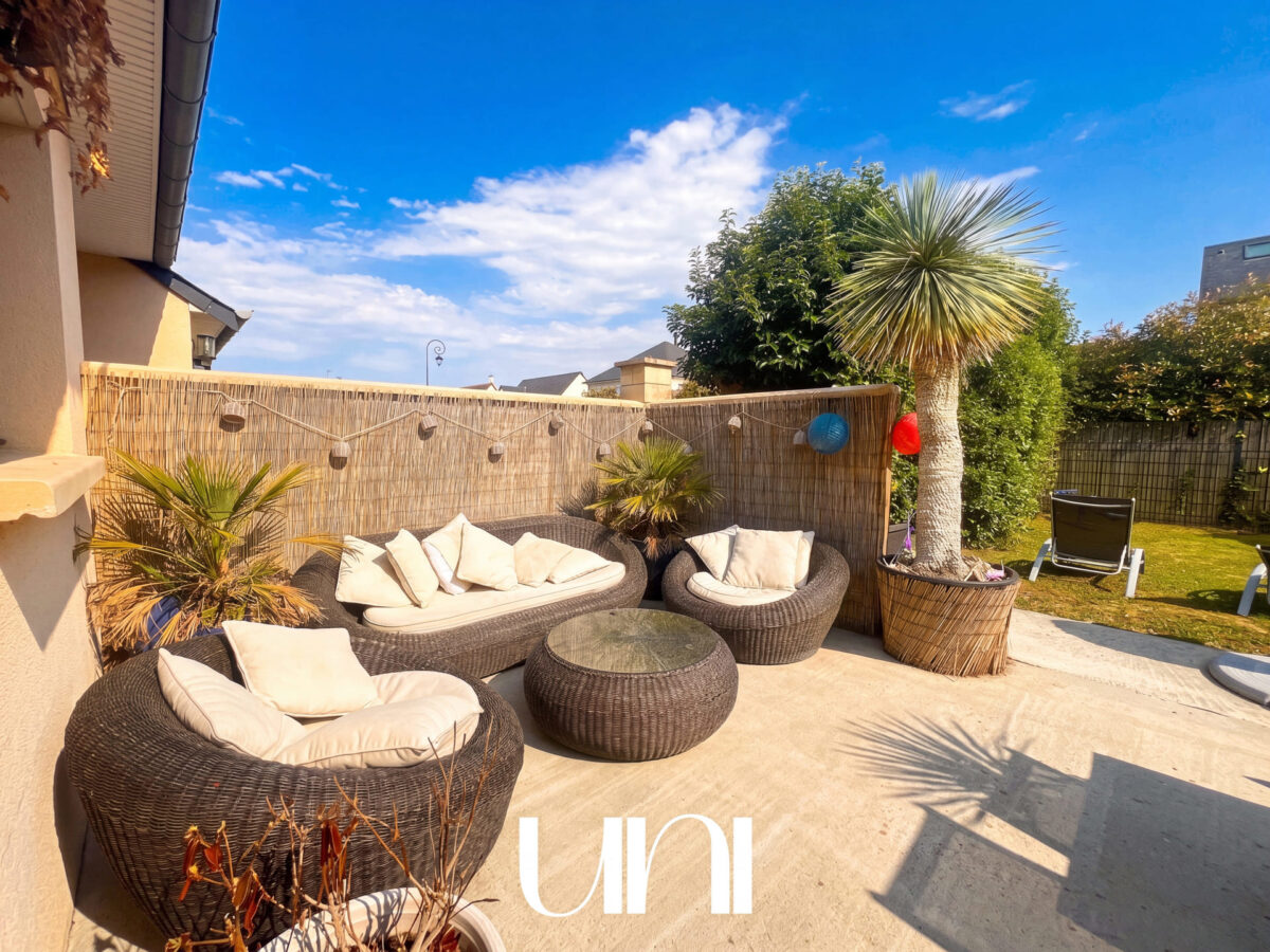 Maison de 128m2 parcelle de 500m2 - Fontaine-Étoupefour  Plain pied