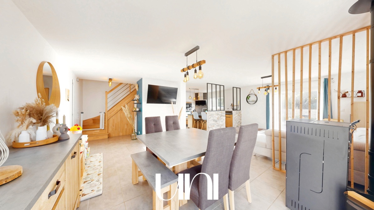 Maison de 5 pièces de 114m2 avec garage - BELLENGREVILLE – photo 4