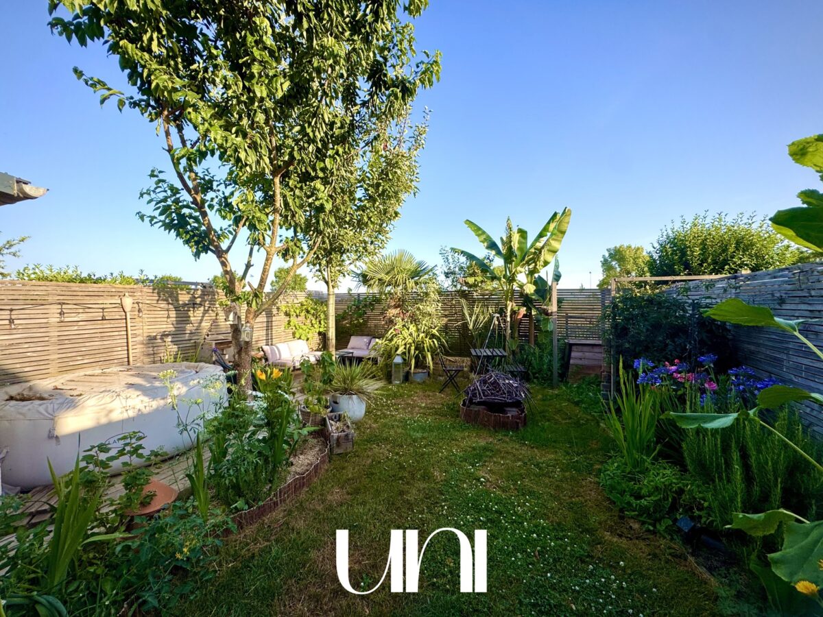Maison T3 de 65m2 sur 215M2 de terrain