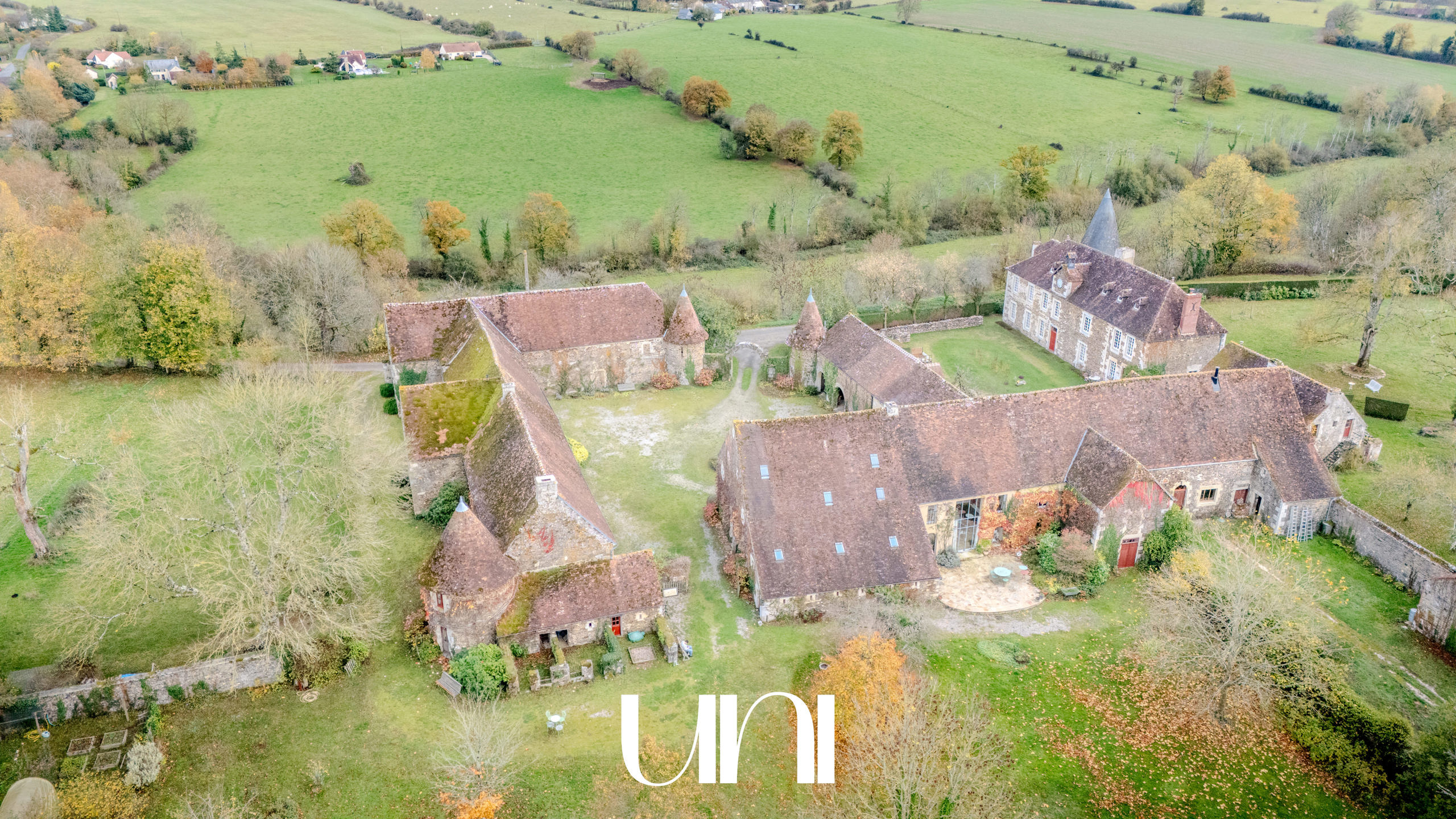 Belle propriété de 507,29 m² - Écouché les Vallées