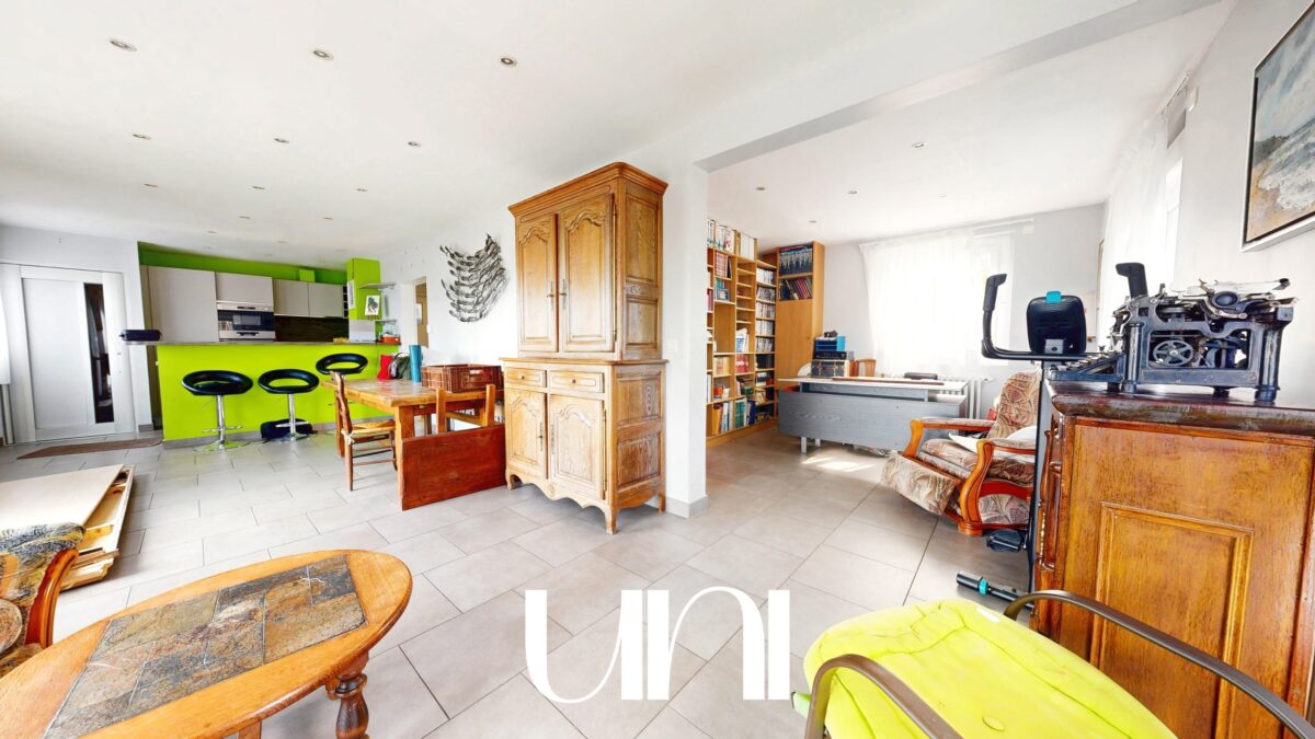 Maison 5 pièces de 124m2 avec terrasse - Villers-sur-Mer