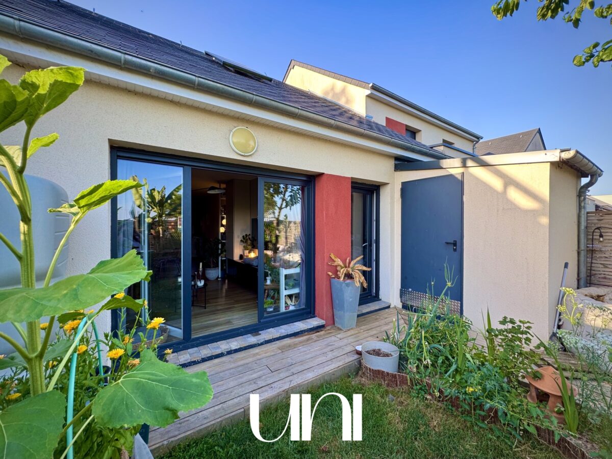 Maison T3 de 65m2 sur 215M2 de terrain
