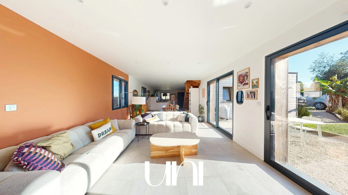 Maison 5 pièces de 114 m2 - NOYERS-BOCAGE