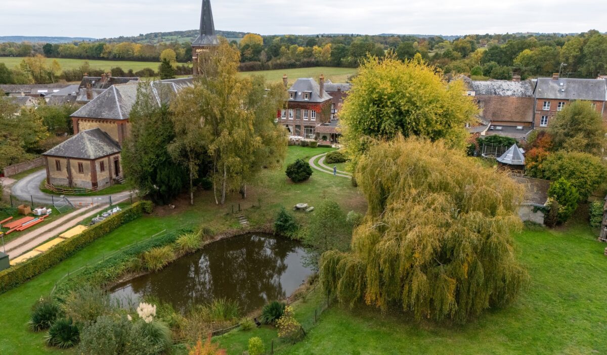 Maison T8 - 260M2 - Saint Julien le faucon