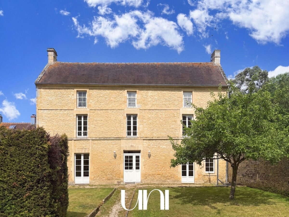 Maison 6 pièces 147m2 en pierre - Anguerny