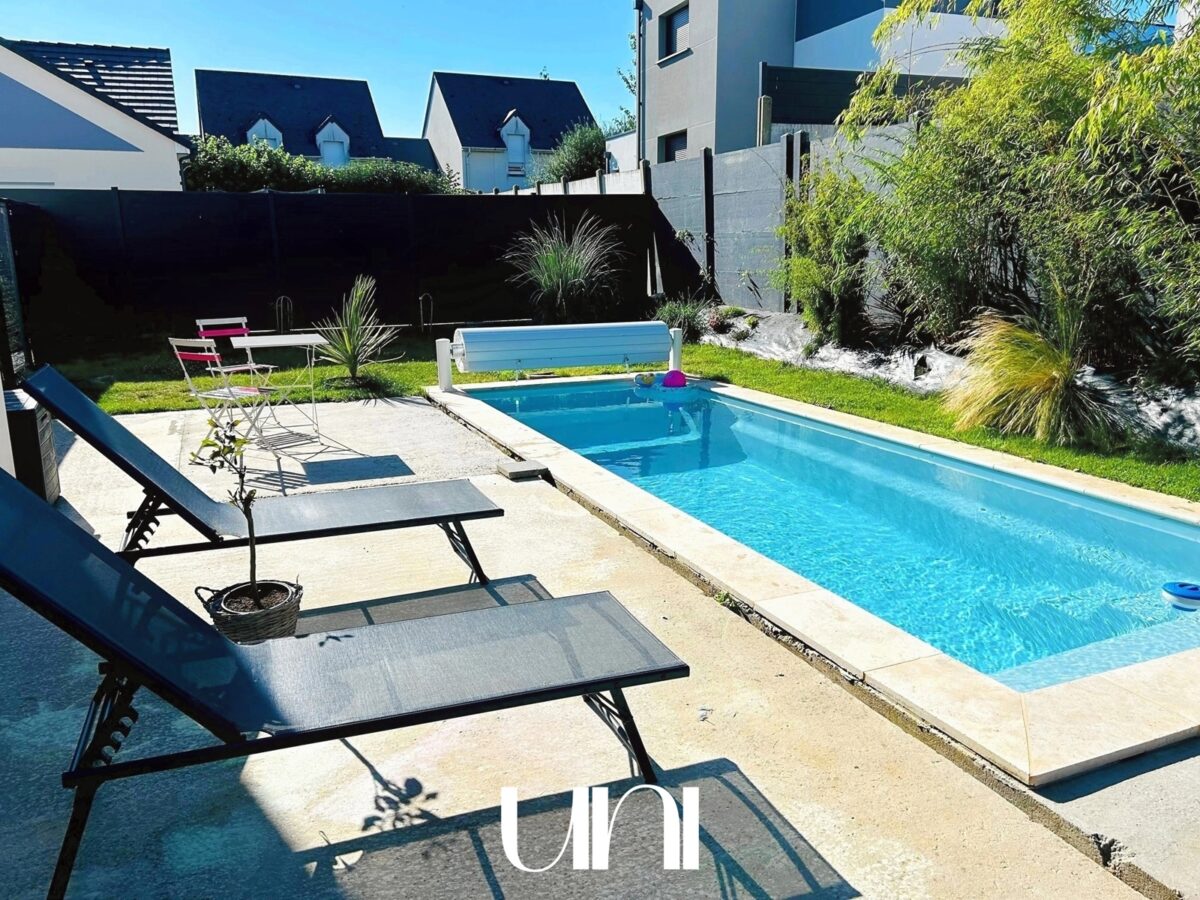 Maison T5 de 124m2 sur une parcelle de 432m2 à MAY-SUR-ORNE