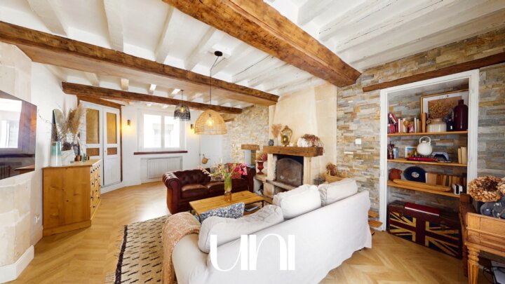 Maison 5 pièces 160 m² en pierre