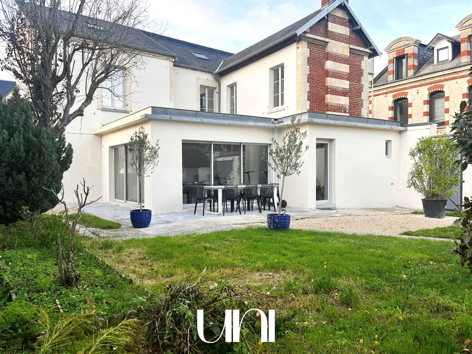 Maison 8 pièces de 175m2 Caen