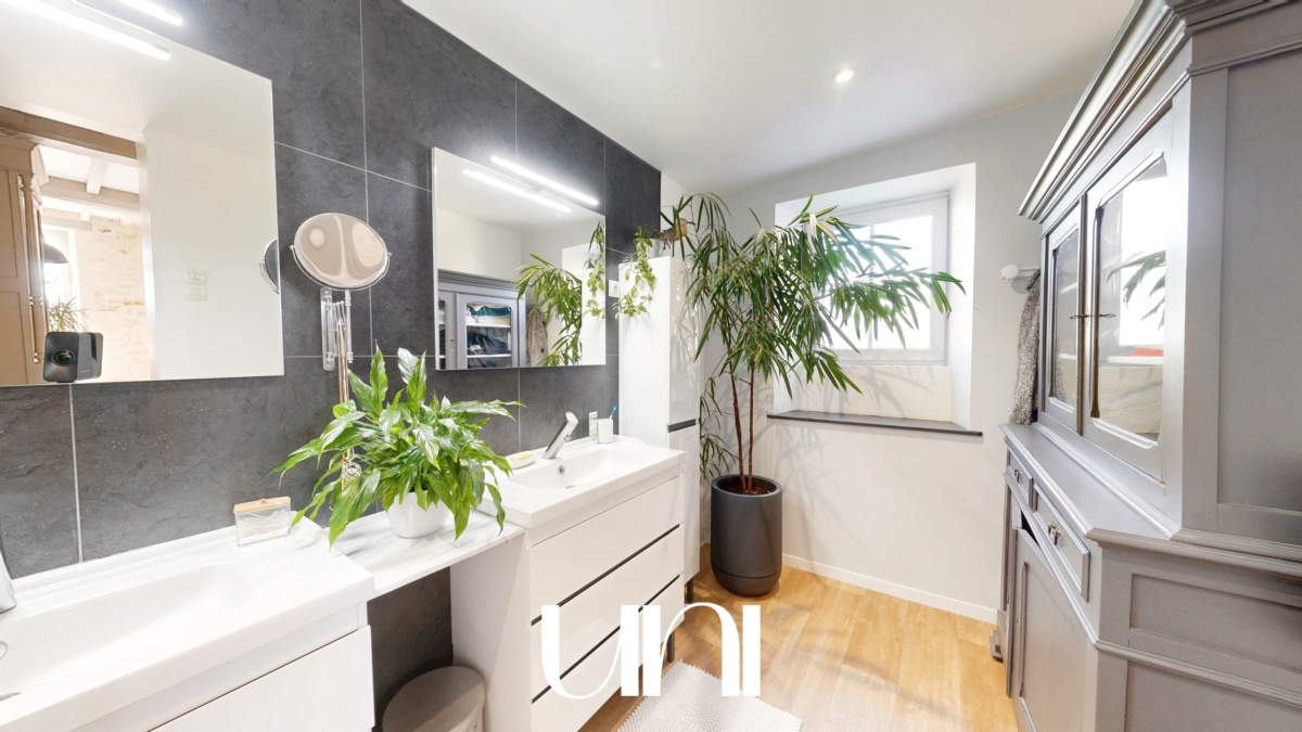 Corps de ferme 10 pièces de 339m² avec dépendances - Nonant – photo 37