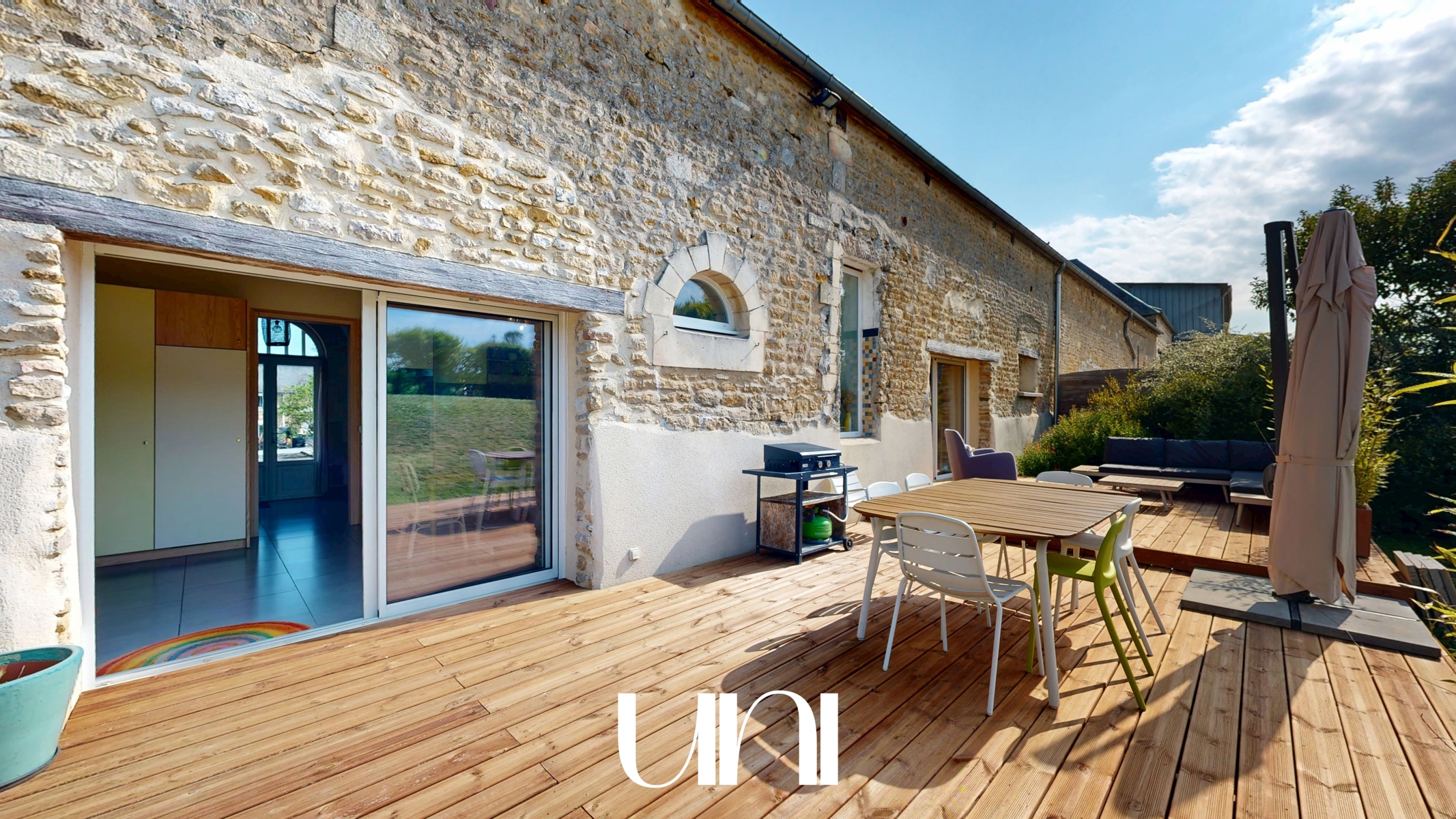 Magnifique maison T7 de 284m² sur un grand terrain de 2 200m² dans un