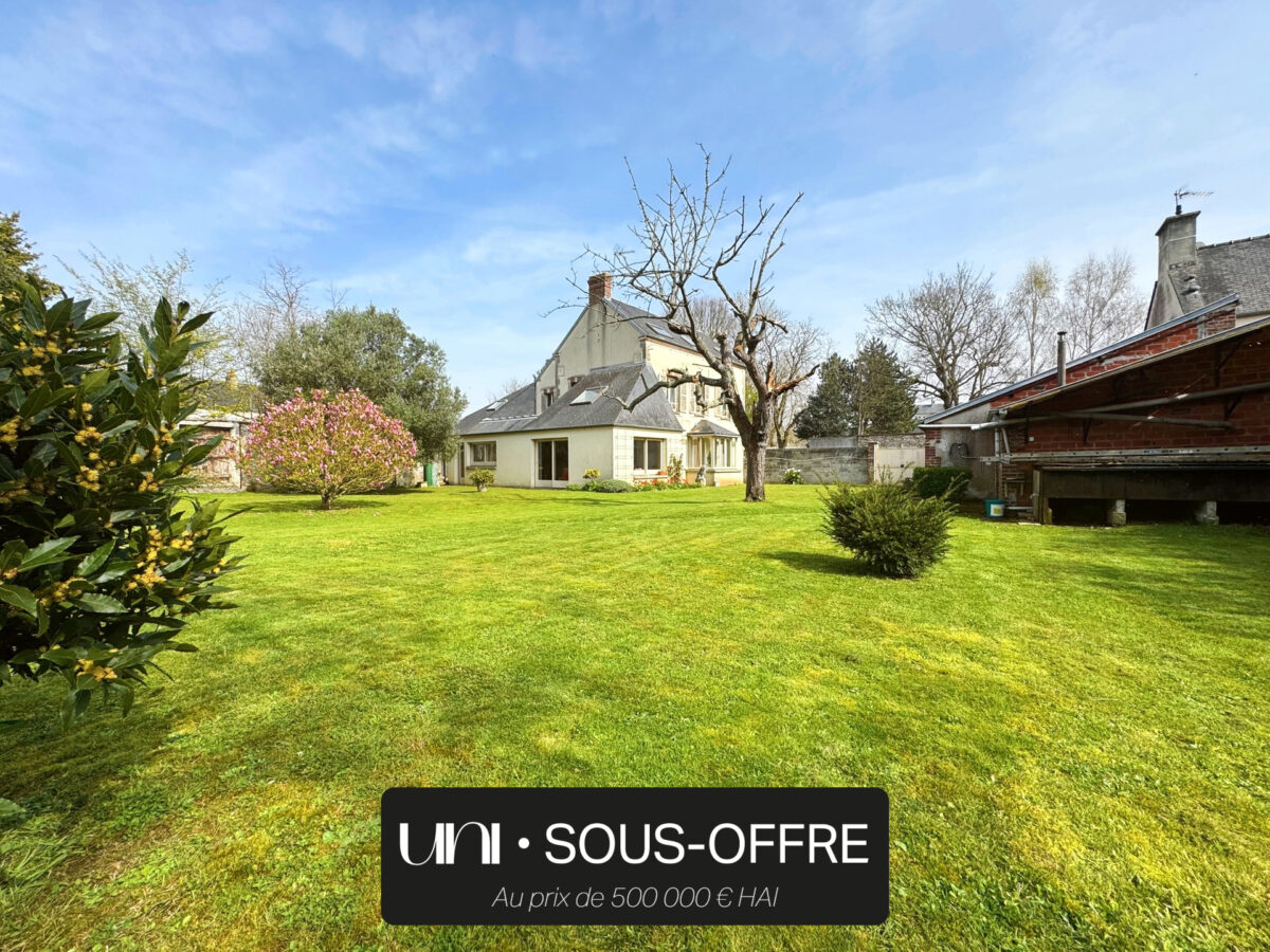 Maison 9 pièces de 210 m2 avec jardin – Bayeux centre