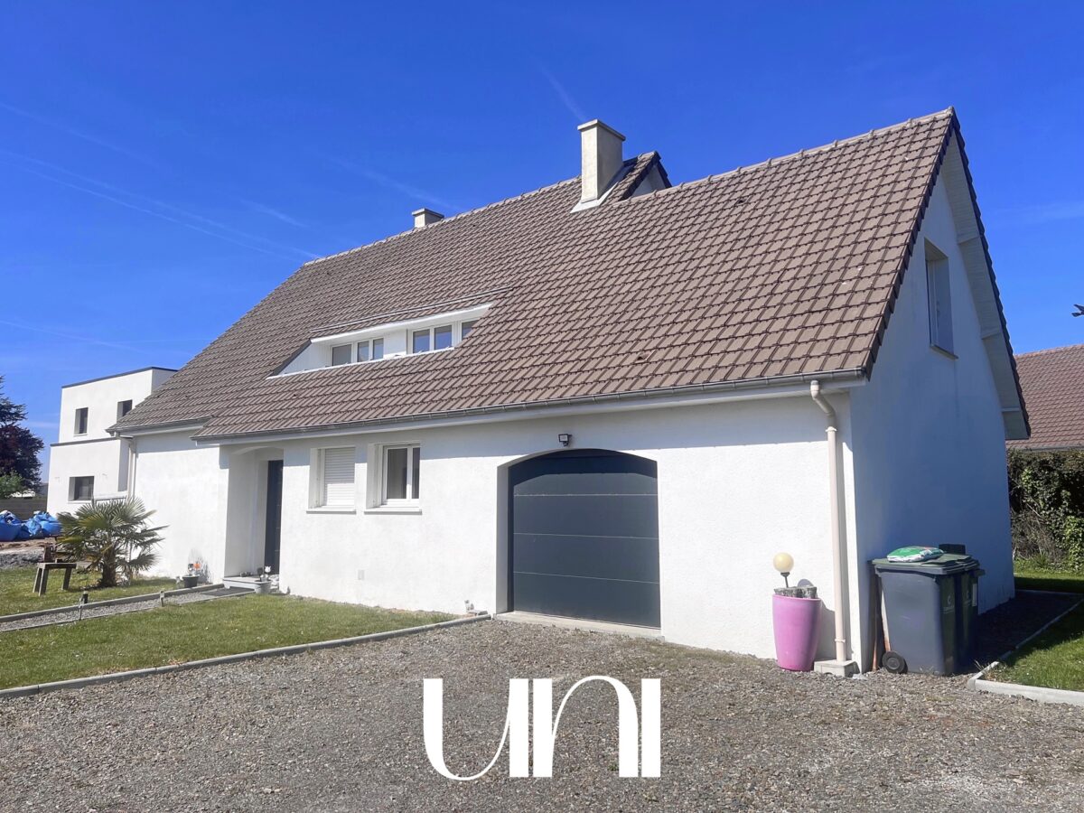 Maison 6 pièces de 140m2 à HERMANVILLE-SUR-MER