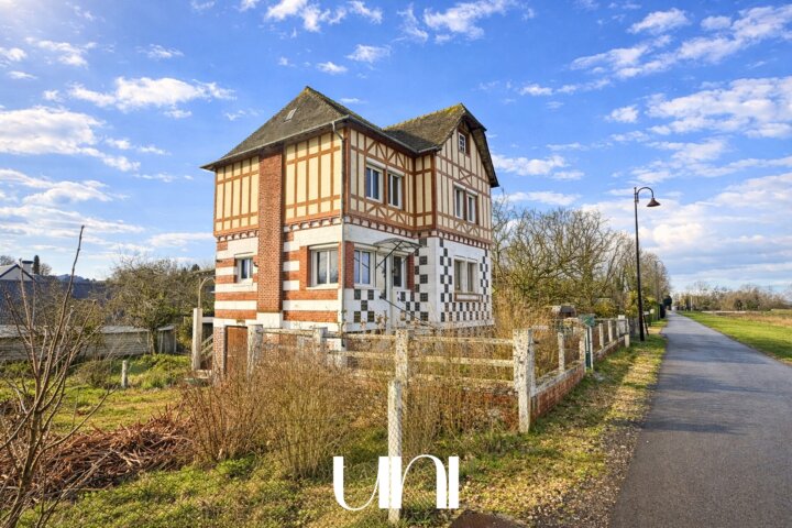 Maison 6 pièces de 138m2 Bord de Seine - Berville sur Mer
