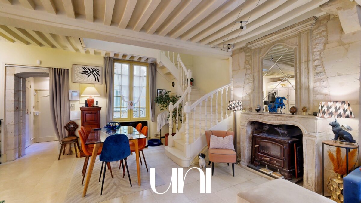 Duplex 3 pièces de 76,93 m2 avec terrasse - Caen centre