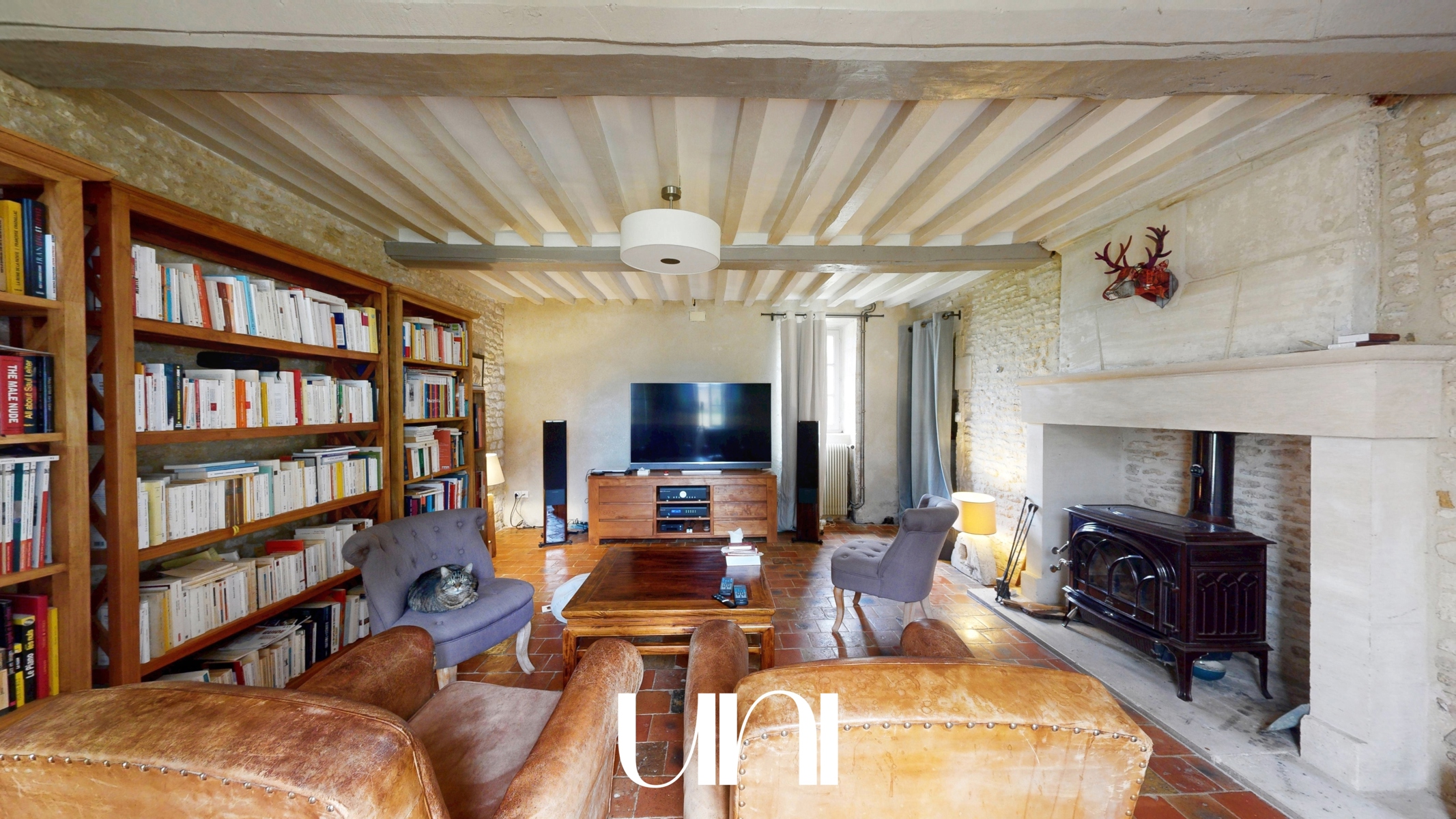 Maison T7 de 228 m² - COLOMBY-ANGUERNY