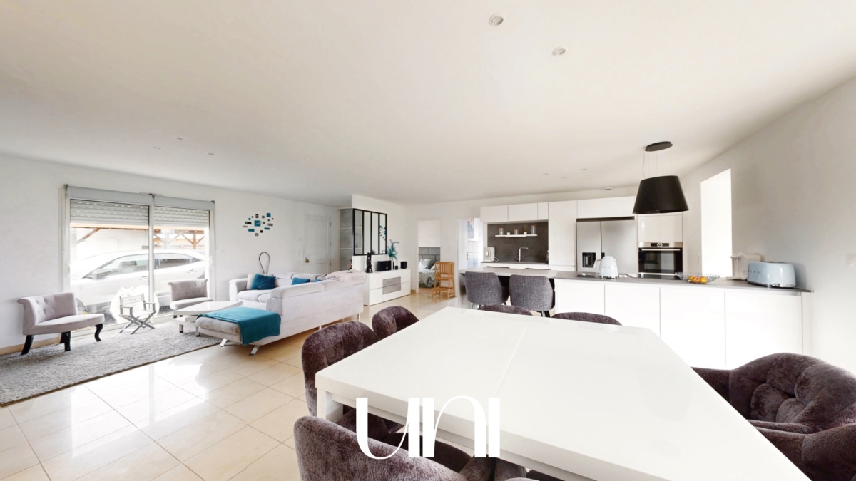 Maison 5 pièces de 147,8m2 de plain-pied sur 3 hectares - Crèvecœur – photo 6