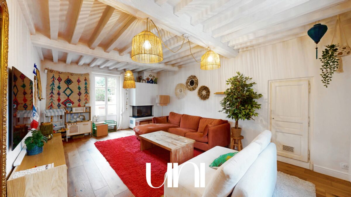 Maison en pierre 6 pièces de 131m2 à Mathieu