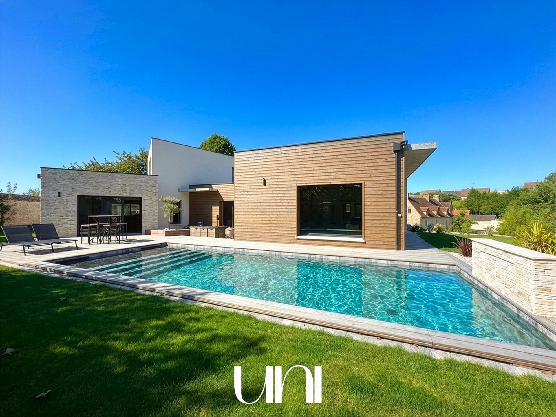 Maison T6 de 300 m² sur terrain de 1200 m² - BIEVILLE BEUVILLE