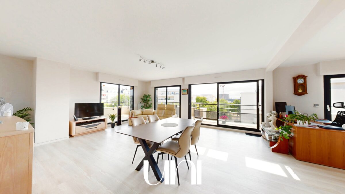 Appartement 5 pièces avec terrasse - 125m2 - CAEN