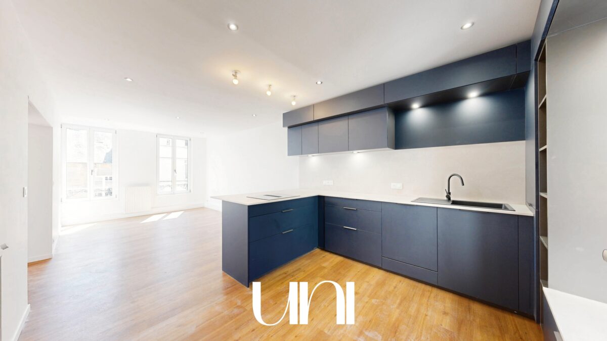 Appartement duplex 4 pièces de 74,95m² - Hypercentre de Bayeux