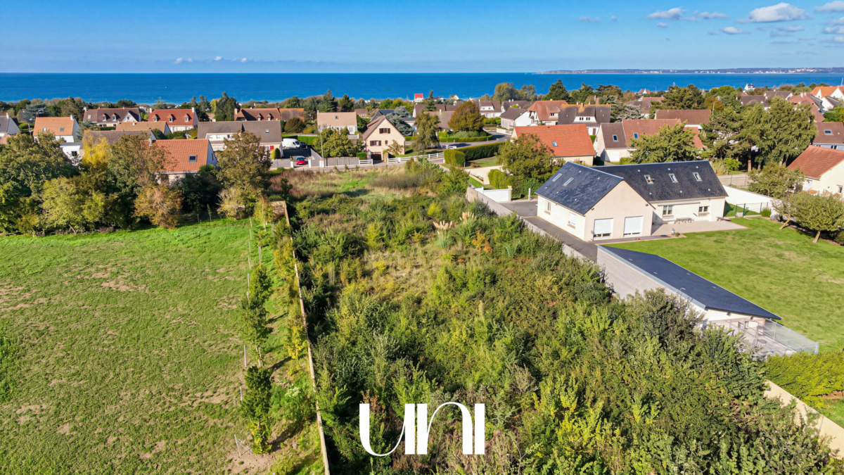 Terrain de 2800 m2 dont 1000 constructibles - VER SUR MER – photo 7
