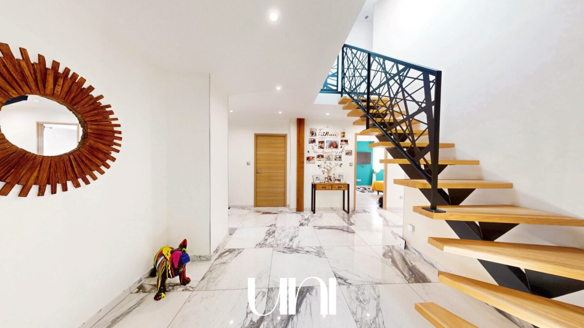 maison T6 de 206m² sur 918m² de terrain