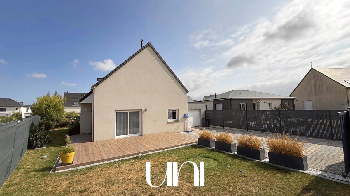 Maison 6 pièces 101 m² avec terrasse plein sud