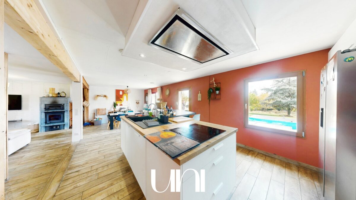 Maison T6 - 137m² - TOURVILLE-SUR-ODON