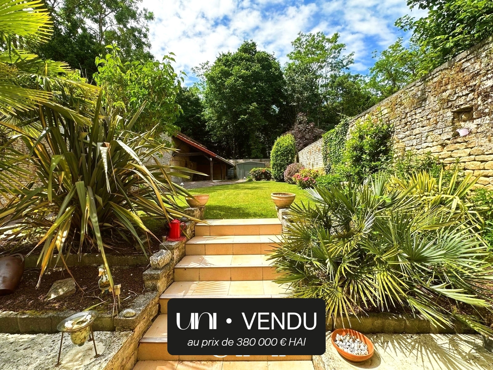 Maison T5 de 120 m2 sur terrain de 590 m2 - DOUVRES-LA-DELIVRANDE