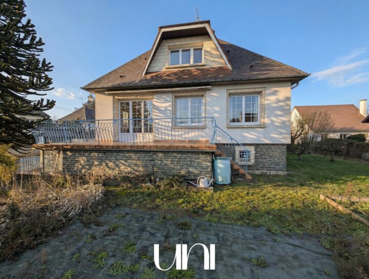 Maison T6 - 126m² - LOUVIGNY