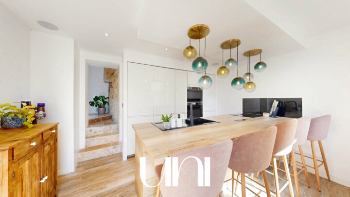 Maison 4 pièces 147 m2 avec gîte - 3 min de BAYEUX