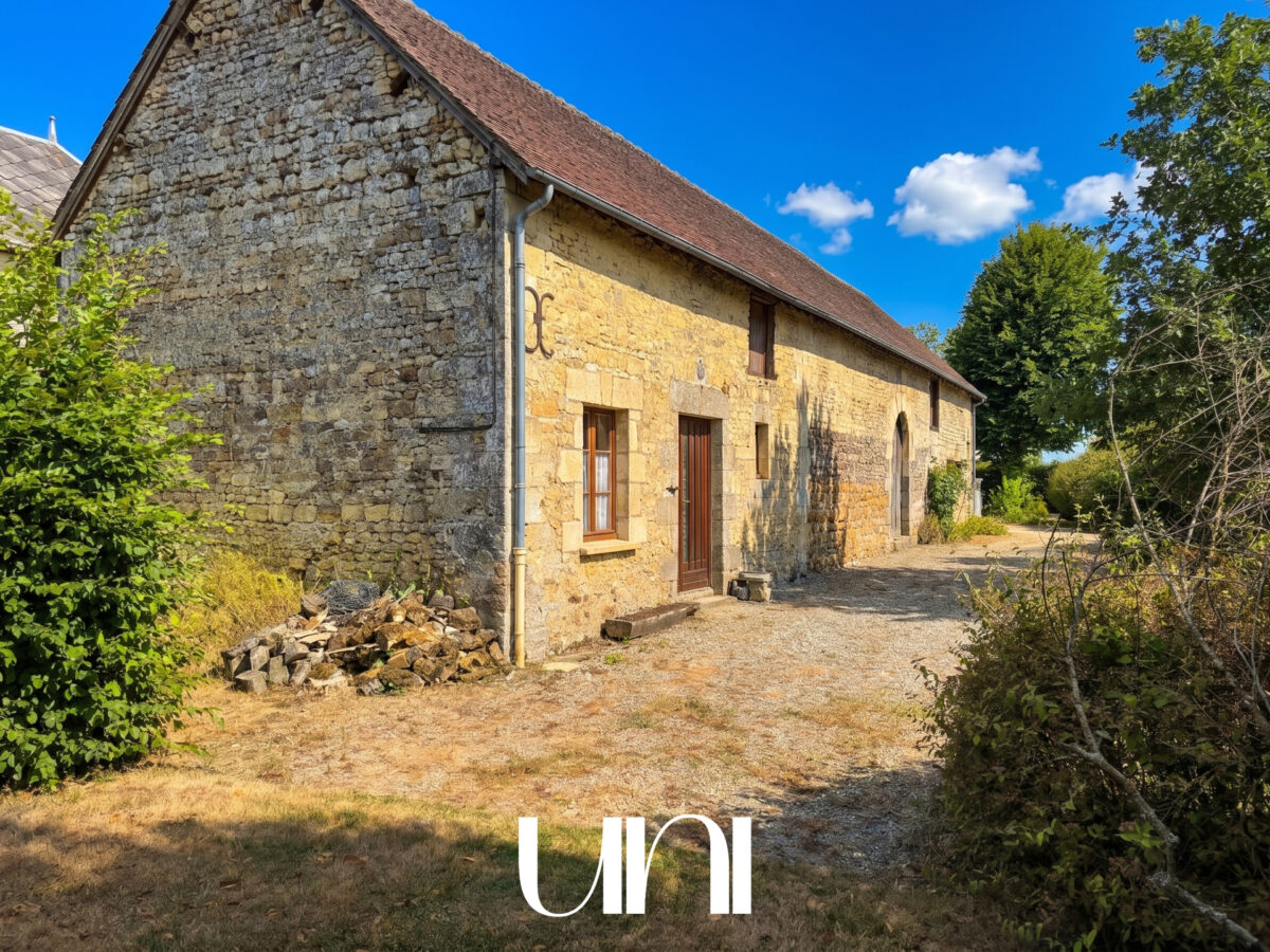 Maison 7 pièces de 136m2 avec dépendance - Coulonges-sur-Sarthe – photo 13