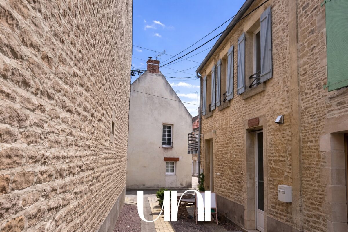 Maison 4 pièces de 78,34 m2 avec jardin - Courseulles-sur-Mer