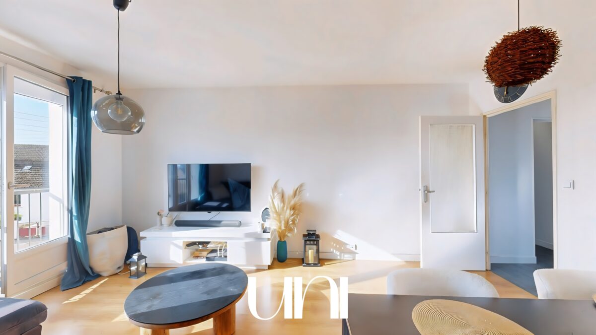 Bel appartement deux pièces - 49m2 - MONDEVILLE