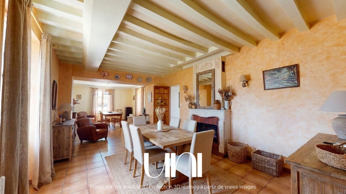 Maison 7 pièces de 136m2 avec dépendance - Coulonges-sur-Sarthe