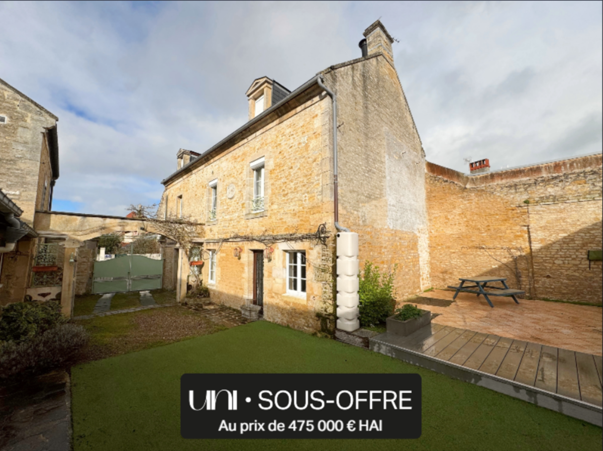 Maison T4 de 100m2 + Gite T3 de 50m2 + T3 loué sur parcelle de 300m2