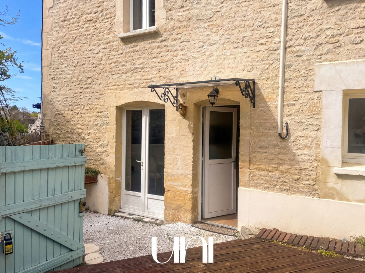 Maison 5 pièces de 120 m² avec garage - FONTAINE-HENRY